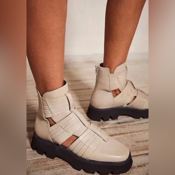 Free People Hydra Huarache Lug Boots . Sh5 $198 - Picture 3 of 10